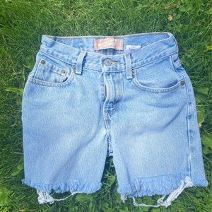 Vintage Levi’s 550 Denim Cut Off Shorts